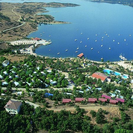 Camping De Cervera De Buitrago Eksteriør bilde