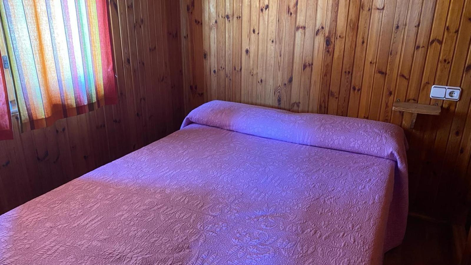 Camping De Cervera De Buitrago Eksteriør bilde